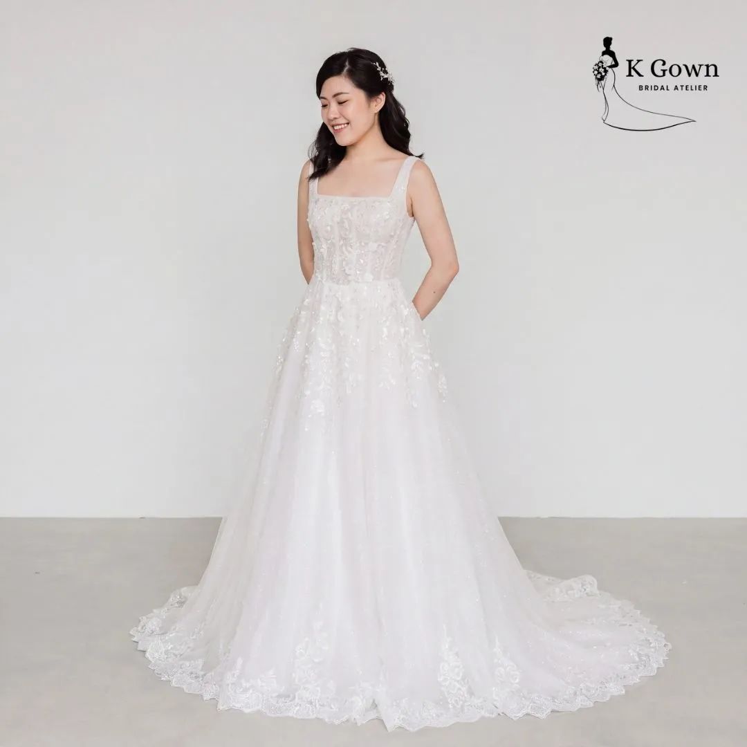 [UK4-10] K GOWN_BRIDAL _SINGAPORE SIGNATURE WEDDING GOWN COLLECTION - KOREAN INSPIRED LACE SQUARE NECK WEDDING GOWN