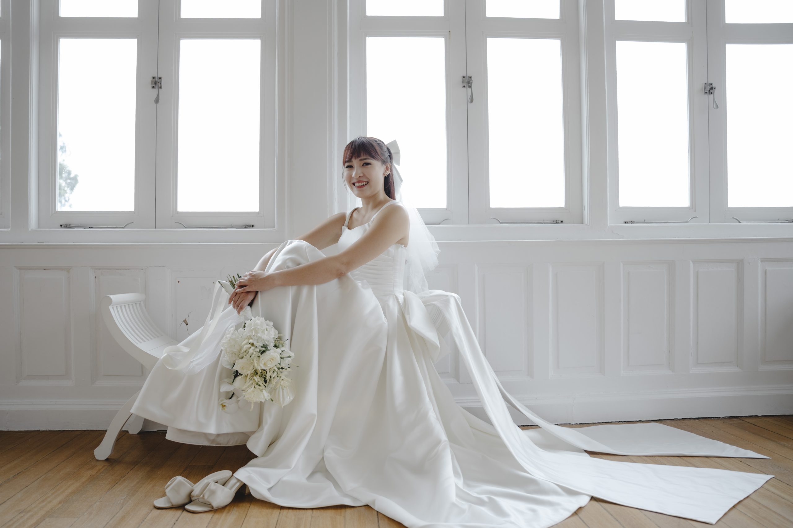 CURATED BRIDAL PACKAGE 6 SINGAPORE BRIDAL GOWN GARDEN-THEME PRE-WEDDING PHOTOSHOOT COLLABORATION AT BOTANIC GARDEN