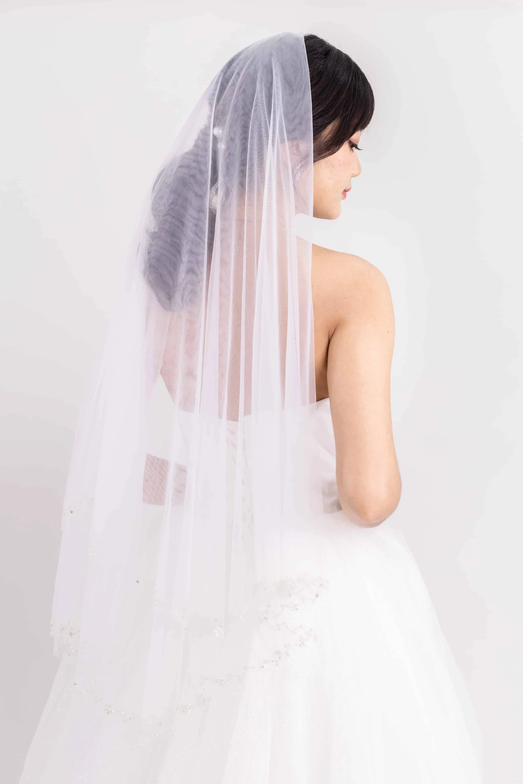 ROMANTIC BEADED LACE AND TULLE BALL GOWN WEDDING DRESS 4 SINGAPORE BRIDAL GOWN K GOWN_ SWEETHEART BALL GOWN WEDDING DRESS SINGAPORE WITH BEADED LACE_SIDE VIEW WITH LACE