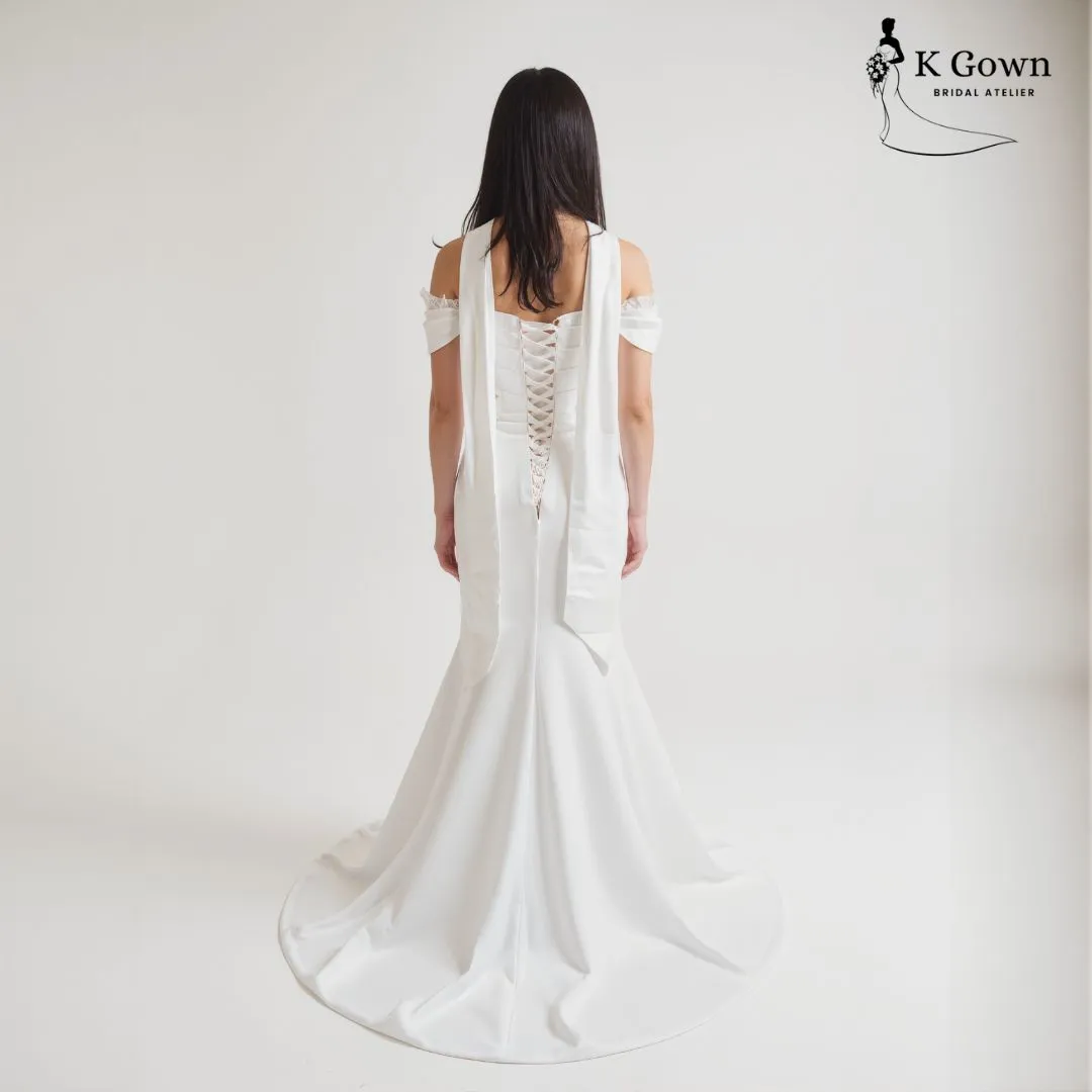 ELEGANT OFF-THE-SHOULDER SILK SATIN MERMAID WEDDING GOWN WITH CHANTILY LACE DETAIL 3 SINGAPORE BRIDAL GOWN KGOWN SERAPHINA SMOOTH SATIN SWEEP TRAIN (1)