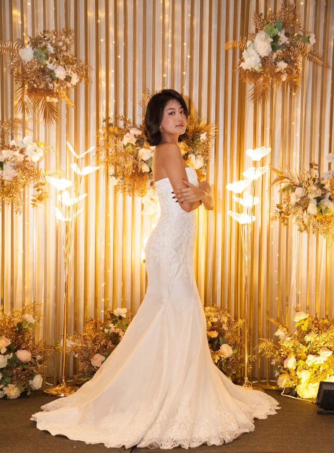 BRIDAL-GOWN-SINGAPORE-NOVOTEL-SINGAPORE-ON-STEVENS-BALLROOM-MERMAID-LACE