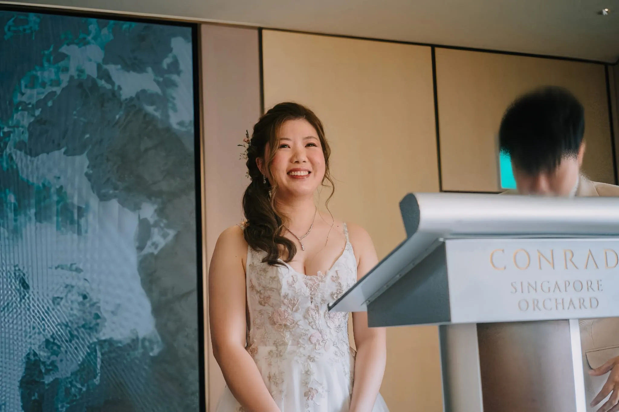 RONG-FENG-BRIDE-CONRAD-SINGAPORE-ORCHARD-WEDDING